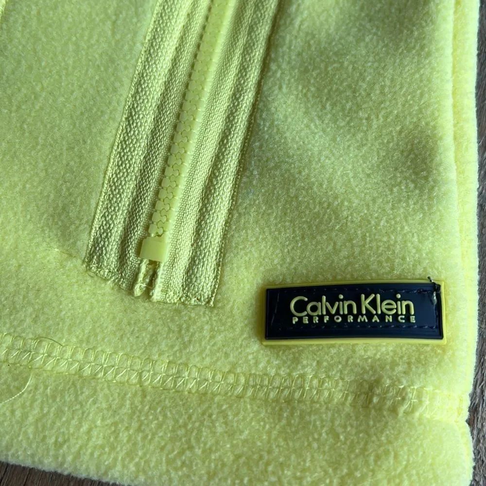 Calvin Klein Yellow Fleece Vest size Small - Picture 2 of 8